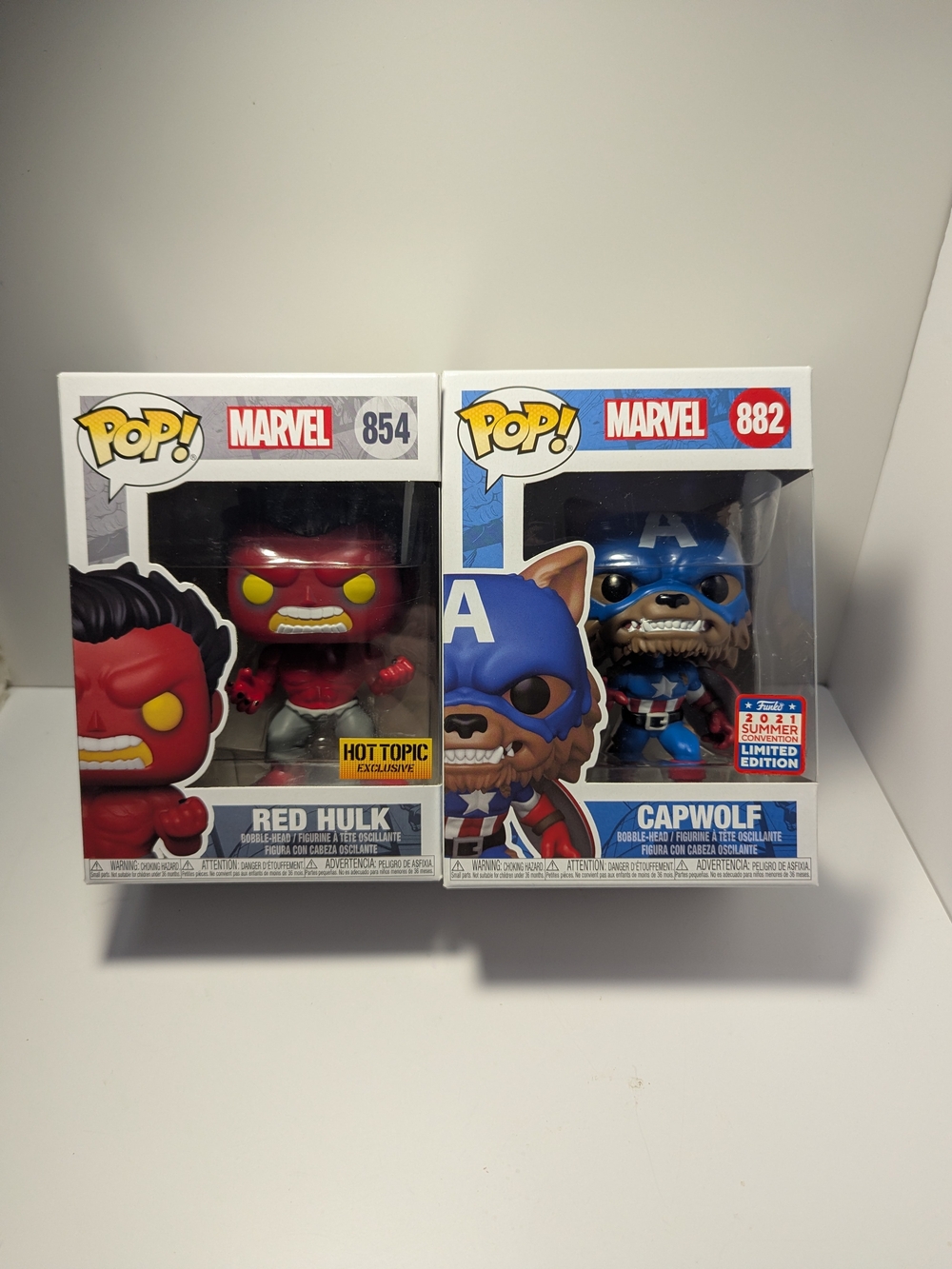 Funko Pop! Marvel Red Hulk #854 & Capwolf # 882